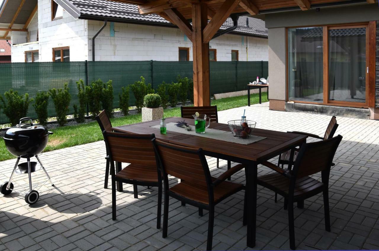 Apartamento Elemir Bešeňová Exterior foto
